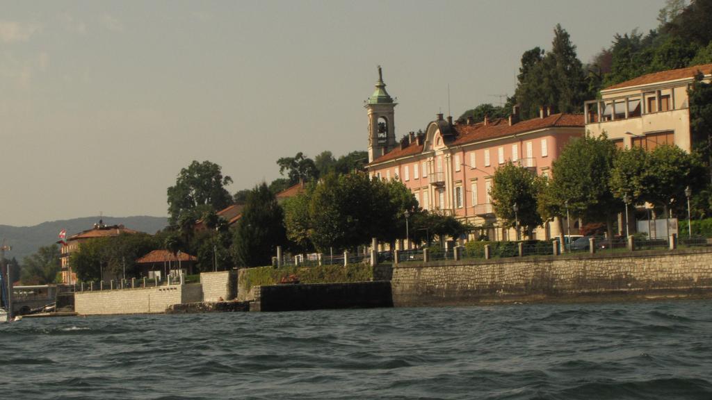 Villa Martelli Belgirate Eksteriør bilde